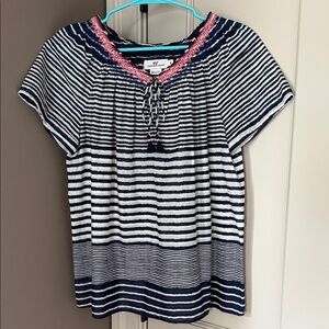 Like NEW Vineyard Vines Navy Striped Blouse